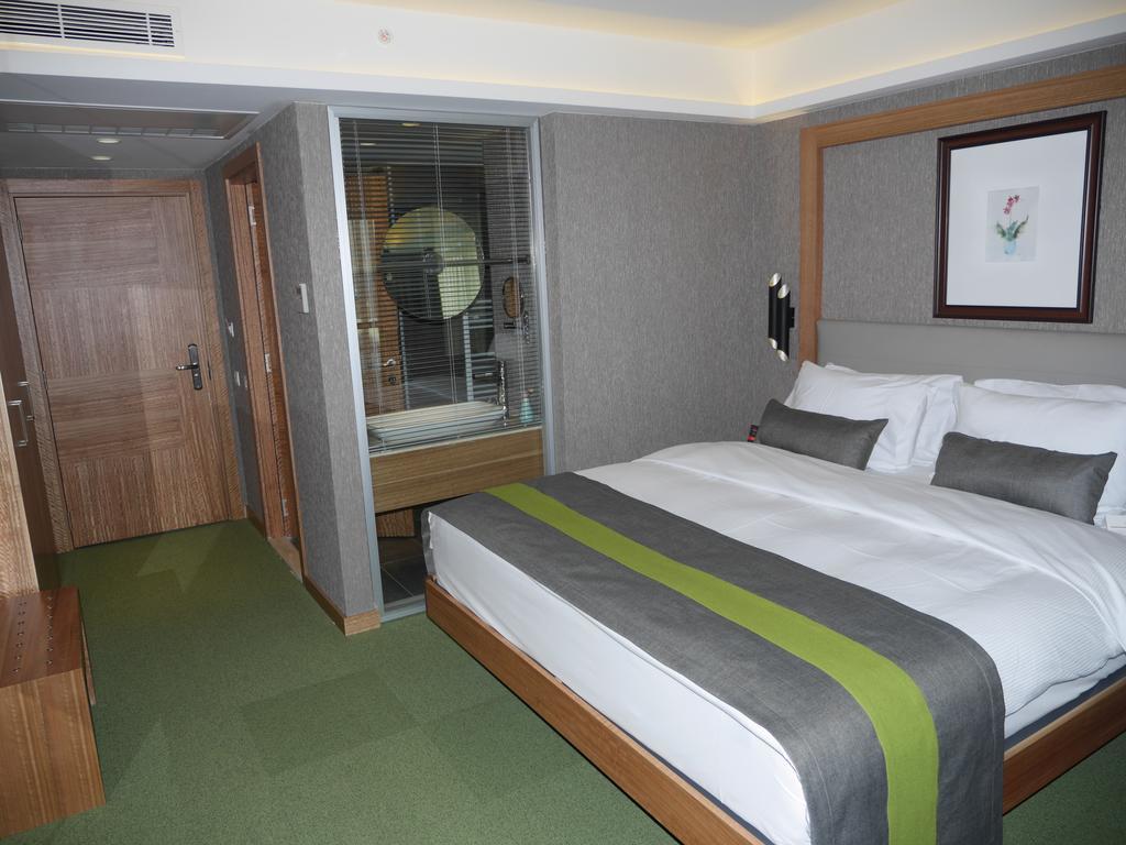The Crater Hotel Tatvan Phòng bức ảnh