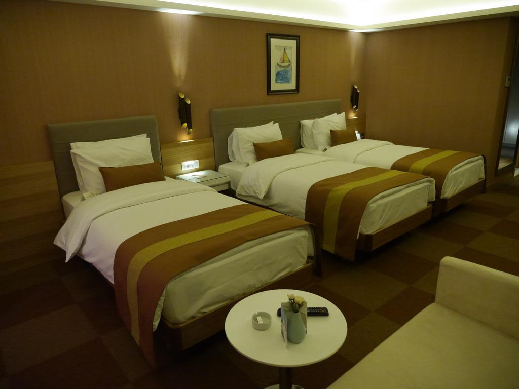 The Crater Hotel Tatvan Phòng bức ảnh